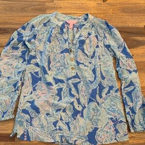 Lilly Pulitzer 100% silk top. Size XS.